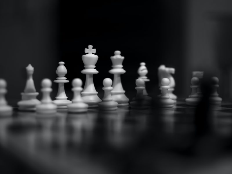 The King's & Queen's Gambit | Online Beginner Professional Chess